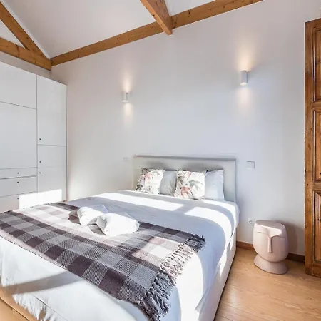 Guestready - Miragaia Stone & Apartamento *