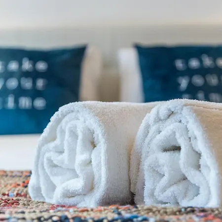 Daire Guestready - Miragaia Stone &