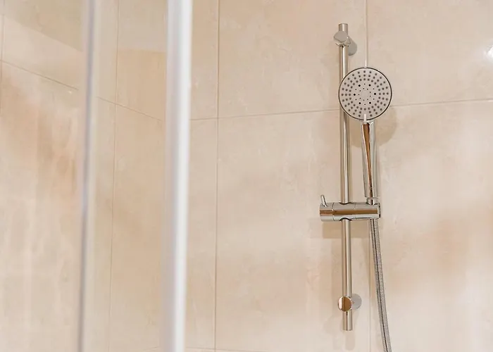 Daire Guestready - Miragaia Stone &